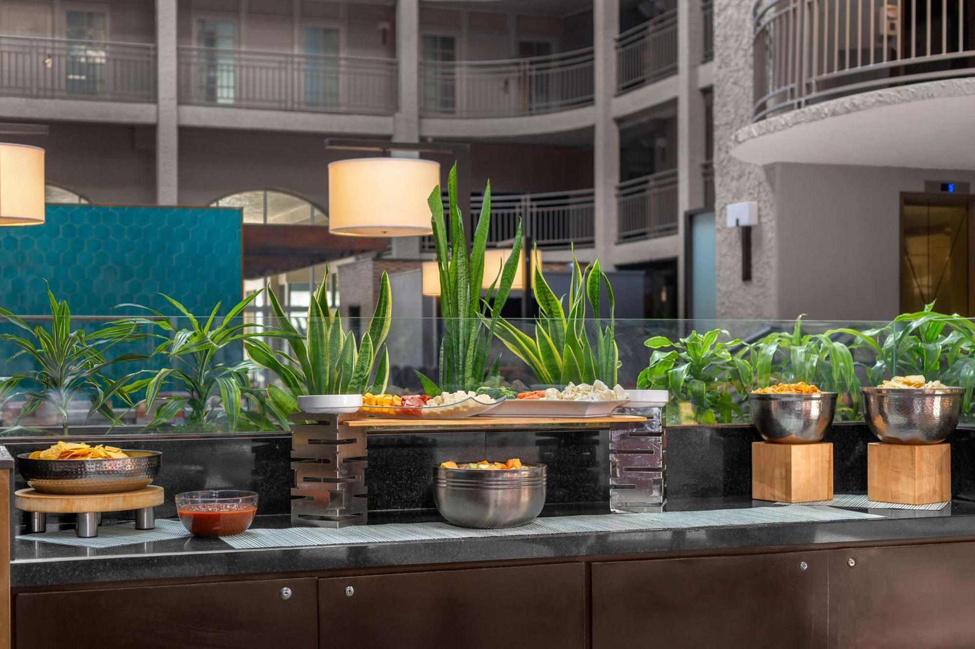 Embassy Suites By Hilton El Paso Exterior foto